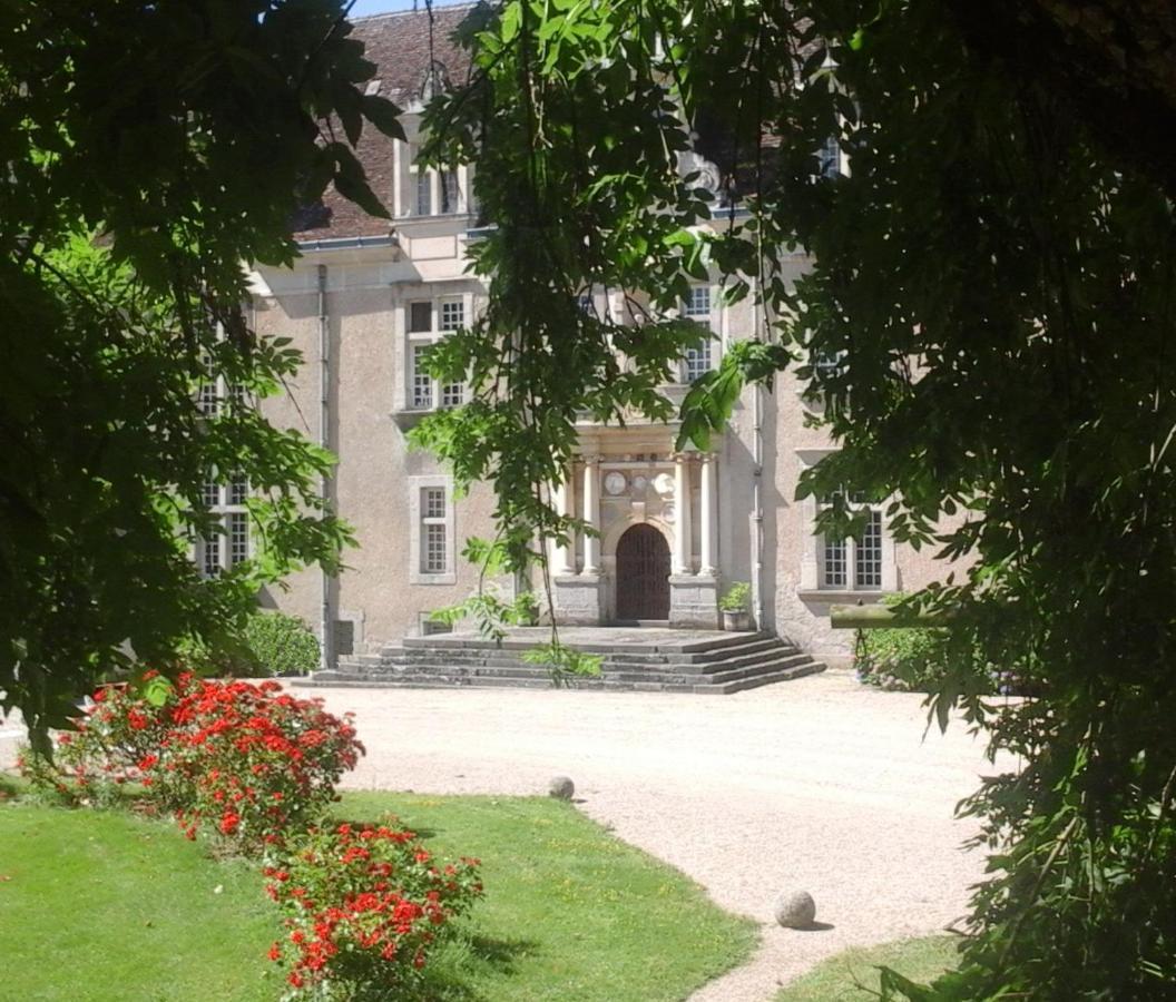 Chateau Du Fraisse Nouic Exterior photo